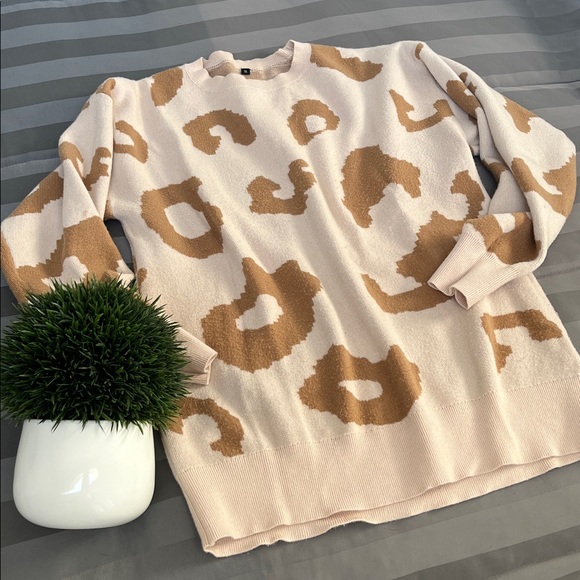 Sweaters - Oversized Sweater Animal Print Beige and Brown Leopard Patterned